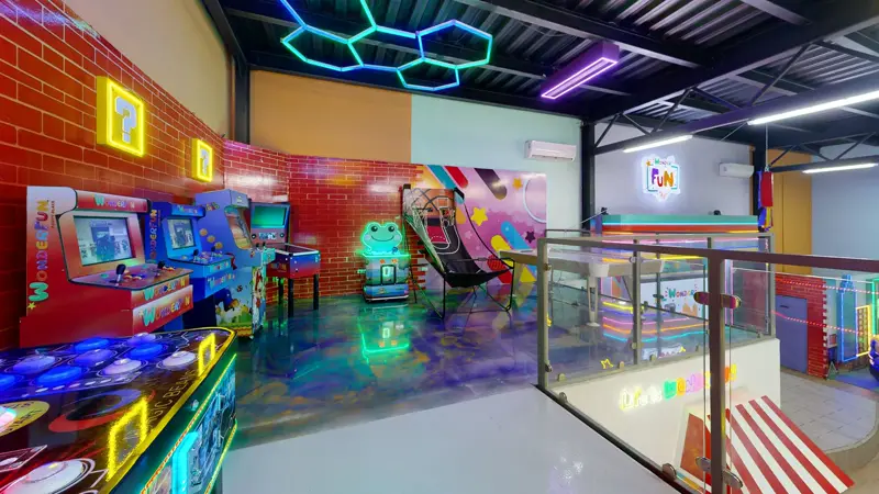 Espacio de mesas del salón